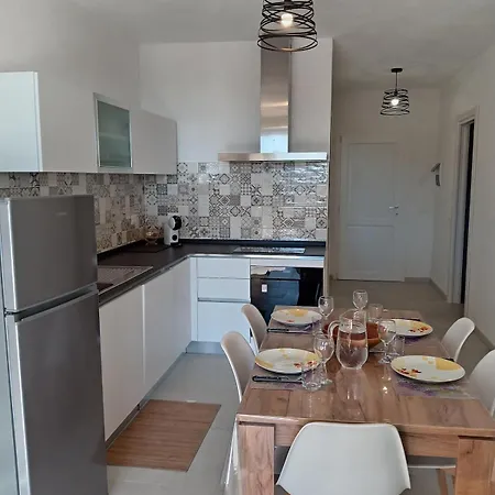 Vento Di Mare - Libeccio Con Giardino E Piscina Condivisa Apartment *